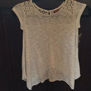 Flowing White Girl’s Blouse *NWT*